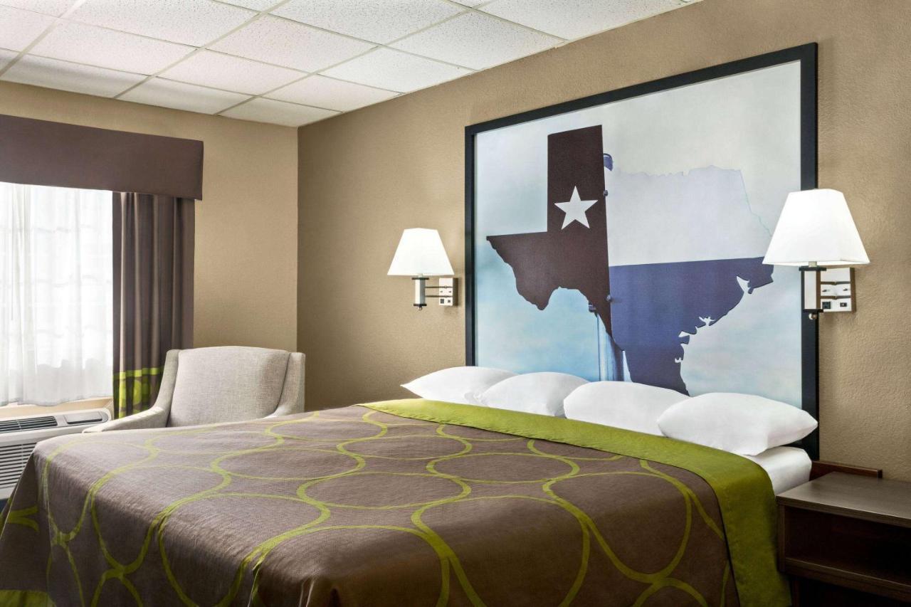 Super 8 By Wyndham Gainesville Tx Extérieur photo
