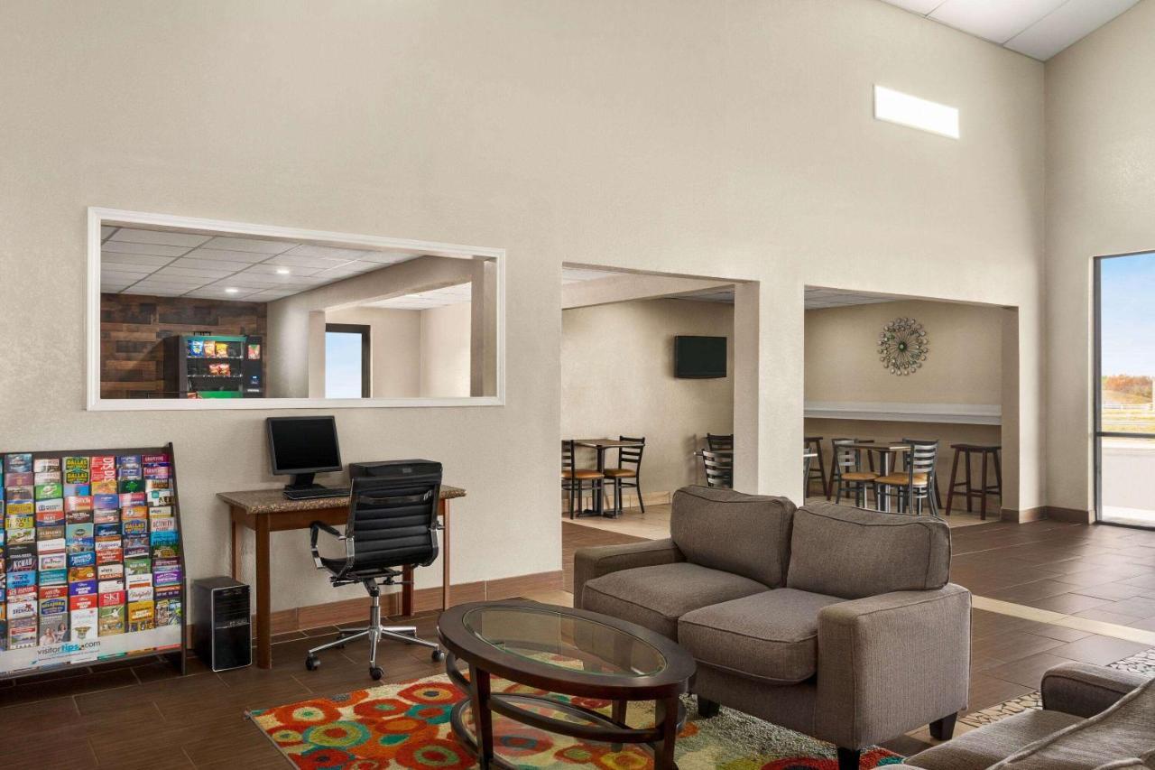 Super 8 By Wyndham Gainesville Tx Extérieur photo