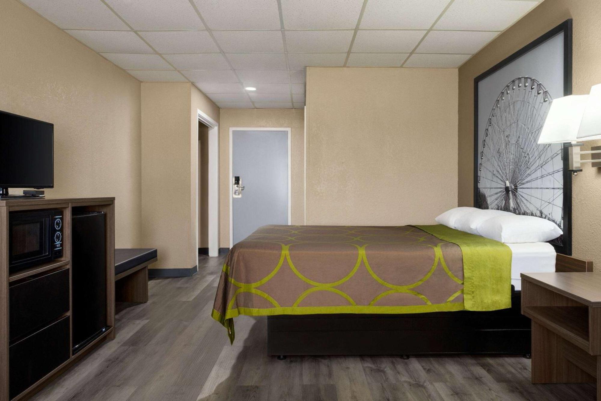 Super 8 By Wyndham Gainesville Tx Extérieur photo